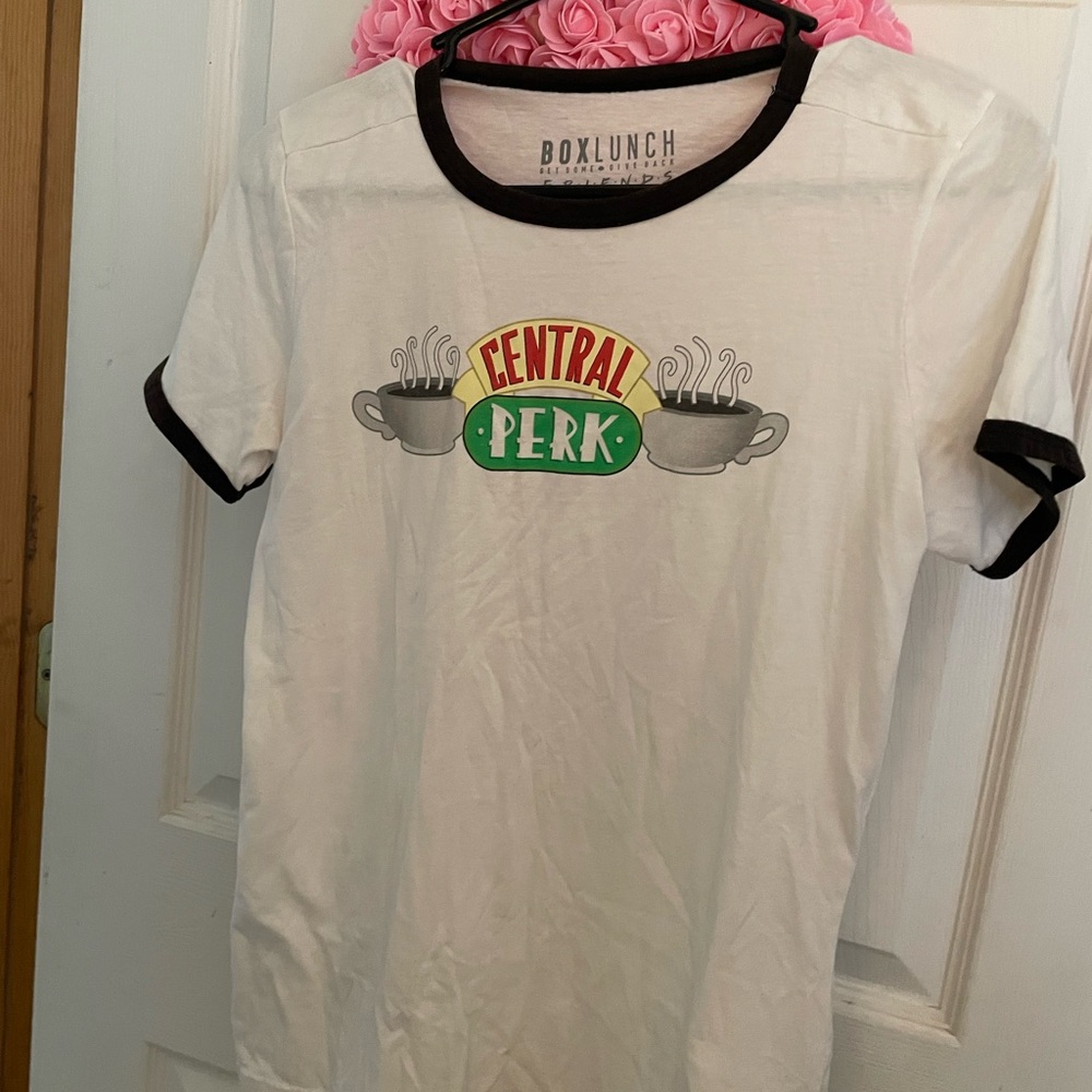 BoxLunch Central Perk Women's Tee - White - Picture 1 of 3